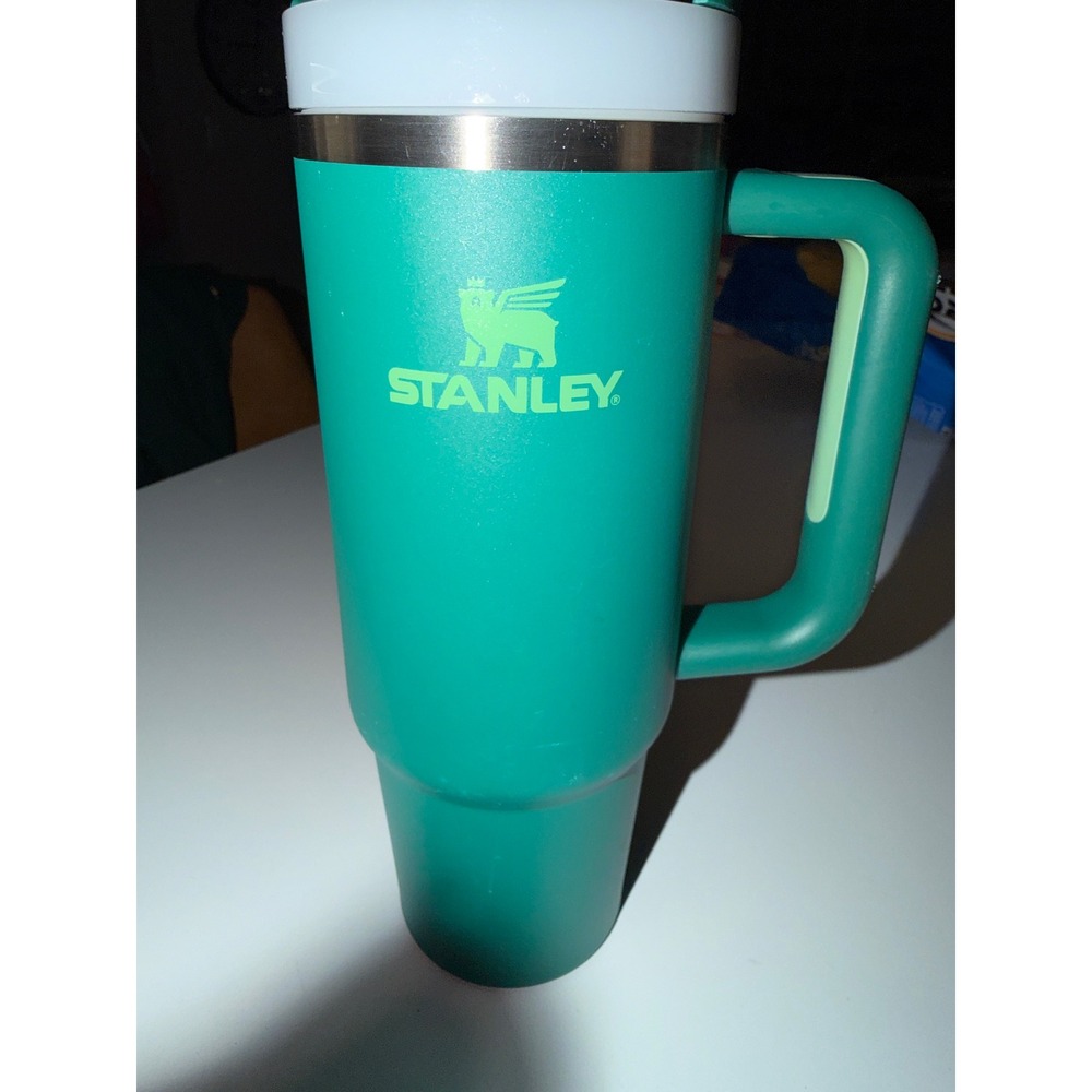 Stanley Adventure Quencher H2.0 FlowState Tumbler 40oz Teal Green Insulated Mug